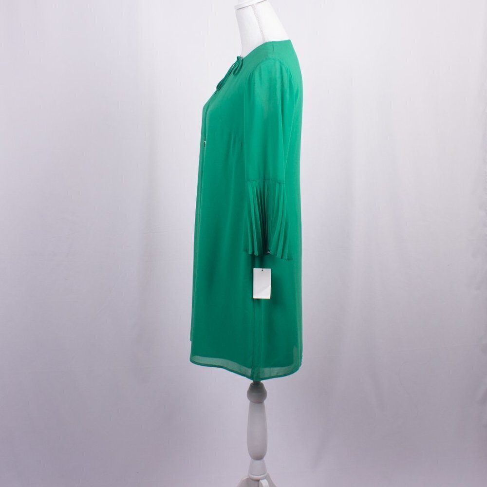 NWT VINCE CAMUTO Shift Dress with Bell Sleeves Size 4 - Picture 4 of 7